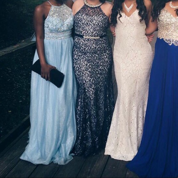 🎈Blue White Lace Jeweled Halter Dress w/ Belt - Picture 8 of 8